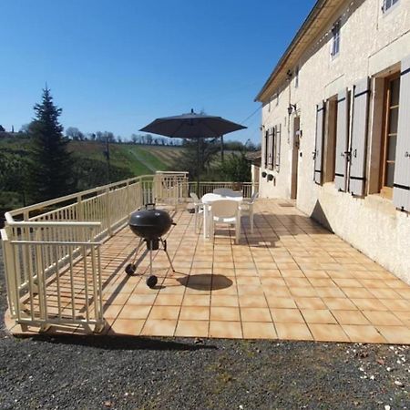 Maison 2 Chambres Au Calme Saint-Bonnet-sur-Gironde Exterior foto